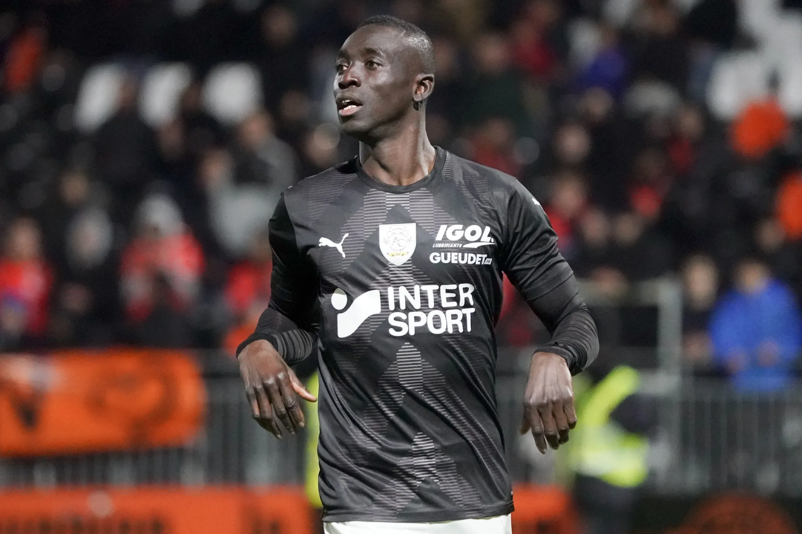 Papiss Cissé : «<span style="font-size:50%">&nbsp;</span>Tout ce que les jeunes font, je le fais facilement<span style="font-size:50%">&nbsp;</span>»