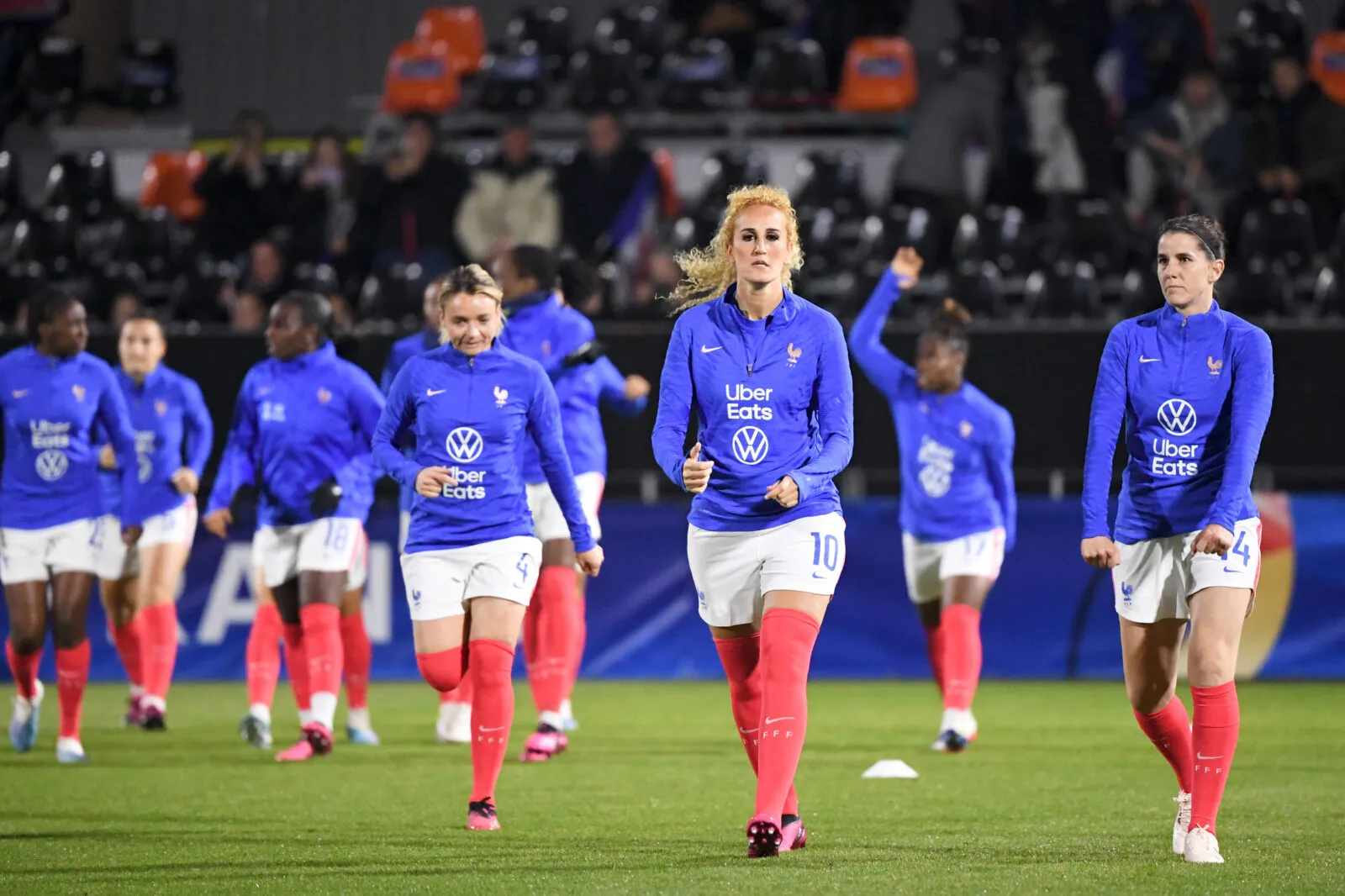 À cinq mois de la Coupe du monde, où en sont les Bleues ?