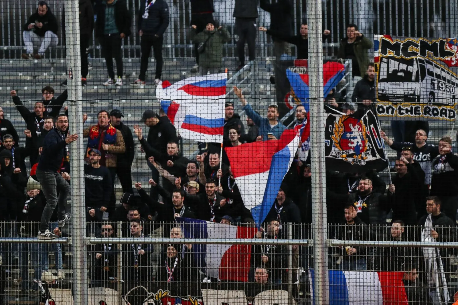 Pourquoi les supporters visiteurs ratent les fins de match à Ajaccio ?