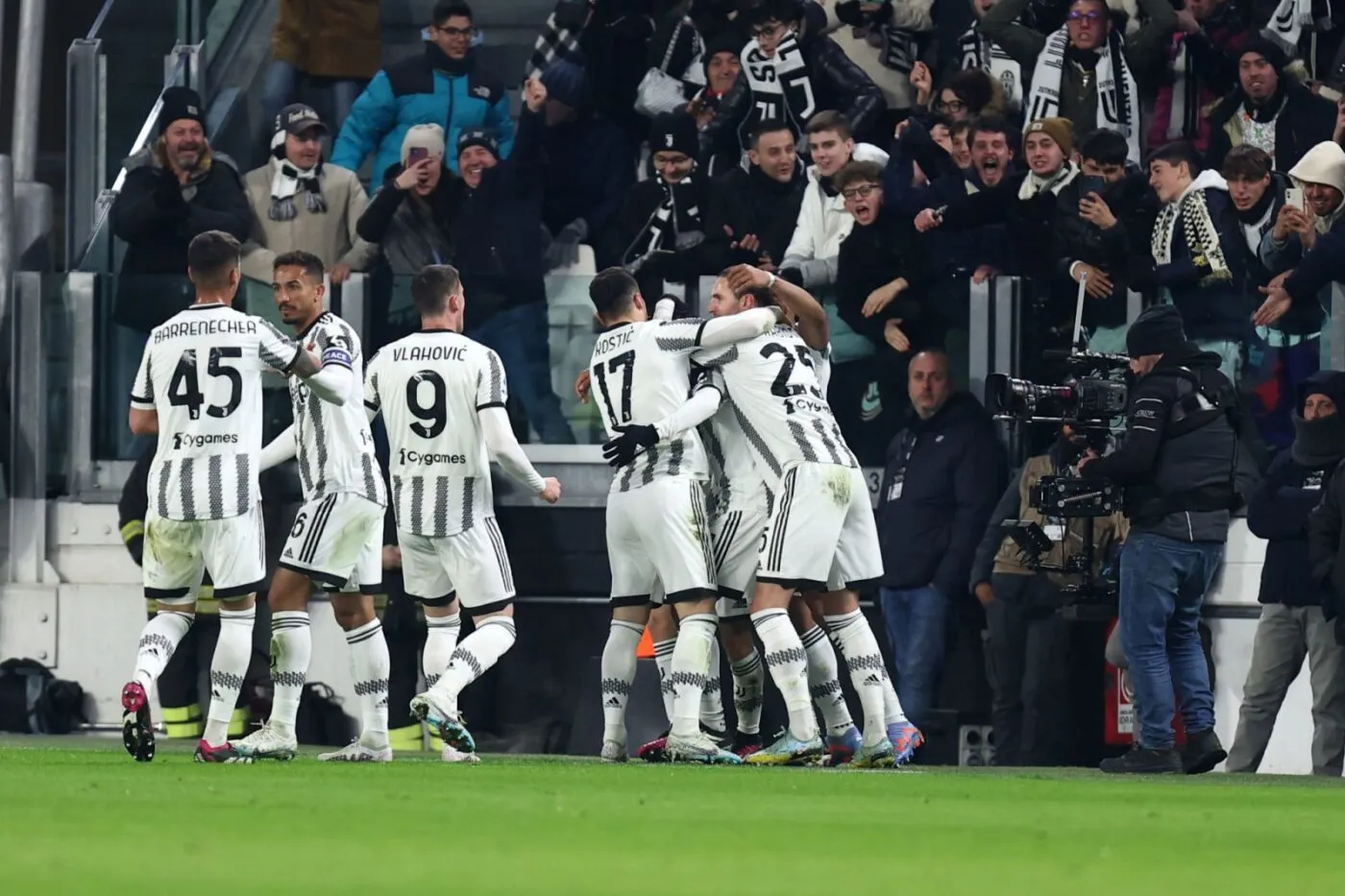 La Juve renverse le Torino dans un derby fou