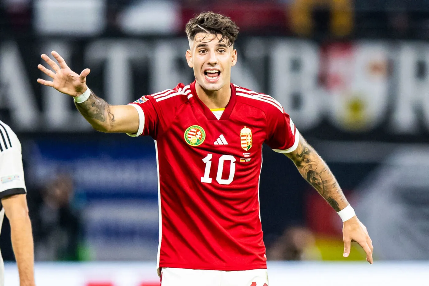 23 September 2022, Saxony, Leipzig: Soccer: Nations League A, Germany - Hungary, Group stage, Group 3, Matchday 5, Red Bull Arena. Hungary's Dominik Szoboszlai gestures. Photo: Tom Weller/dpa - Photo by Icon sport