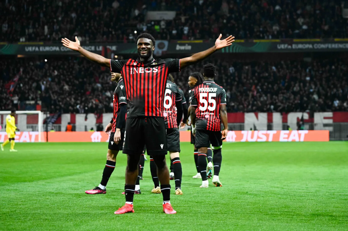 Terem MOFFI of Nice celebrates his goal with teammates during the UEFA Europa Conference League match between Nice and Tiraspol at Allianz Riviera on March 16, 2023 in Nice, France. (Photo by Pascal Della Zuana/Icon Sport)