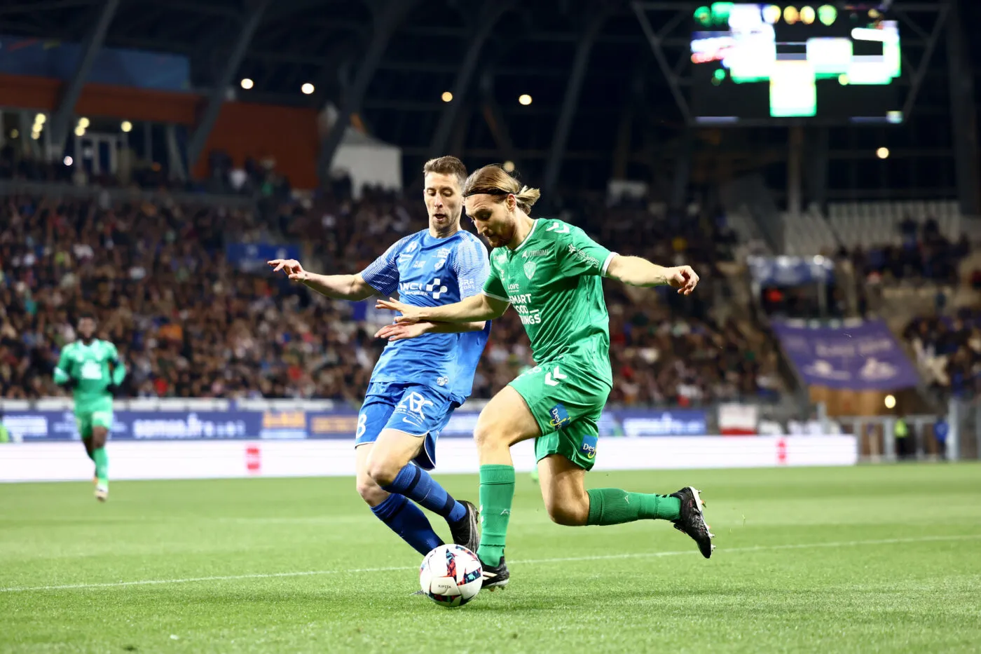 Saint-Étienne dicte sa loi à Grenoble