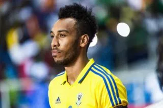 Aubameyang sort de sa retraite internationale avec le Gabon