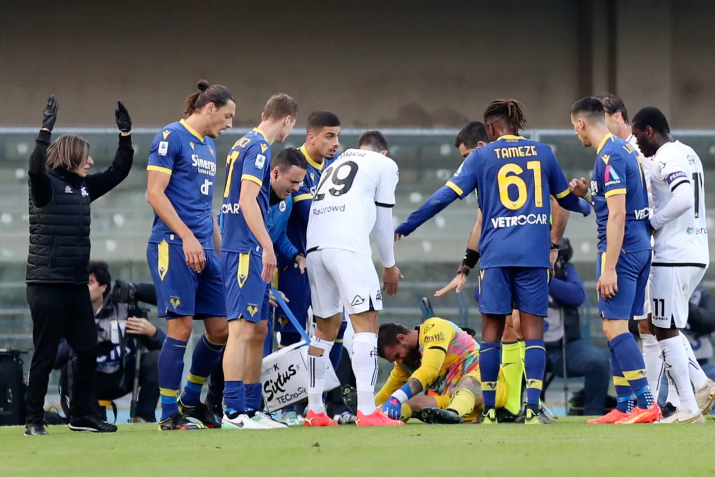 Foto Paola Garbuio/LaPresse 13 Novembre 2022 - Verona, Italia - sport, calcio -Hellas Verona vs Spezia - Campionato italiano di calcio Serie A TIM 2022/2023 - Stadio Marcantonio Bentegodi. Nella foto: