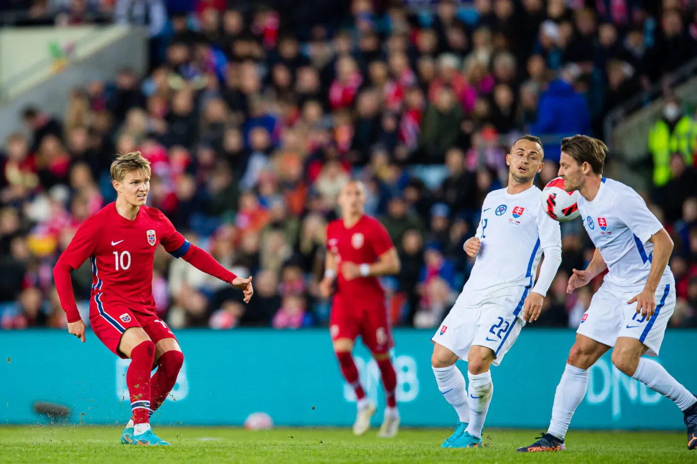 220325 Martin Ødegaard of Norway during the International friendly football match between Norway and Slovakia on March 25, 2022 in Oslo. Photo: Marius Simensen / BILDBYRÅN / COP 238