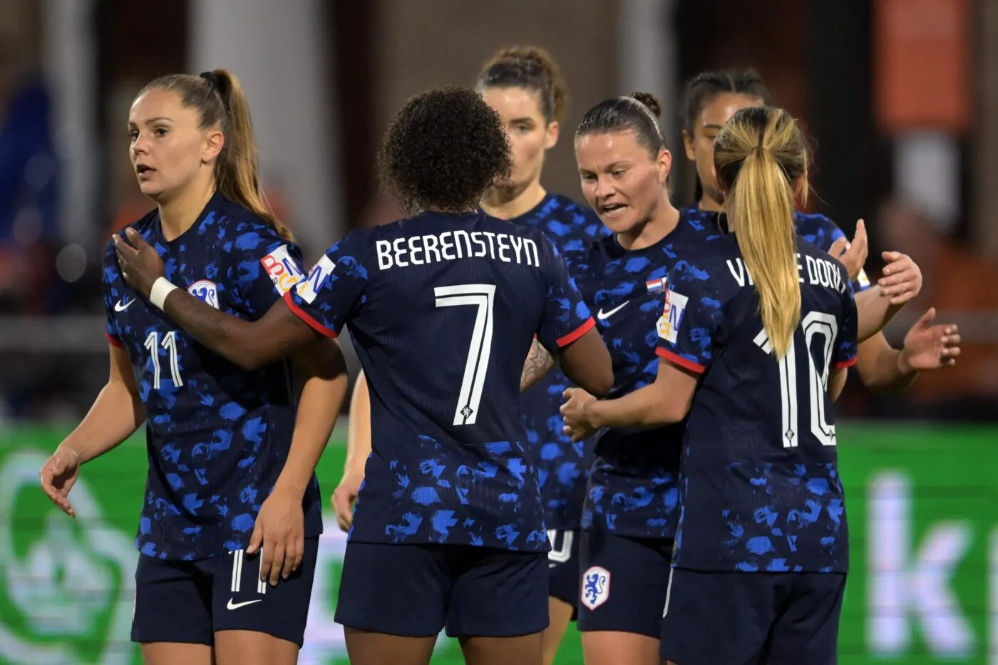 ROTTERDAM - (lr) Lieke Martens of Holland, Lineth Beerensteyn of Holland, Sherida Spitse of of Holland, Danielle van de Donk of Holland celebrate the 1-1 during the friendly match for women between the Netherlands and Poland in Sparta Stadion Het Kasteel on April 11 2023 in Rotterdam, Netherlands. ANP GERRIT VAN KOLOLEN - Photo by Icon sport