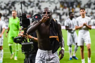 La célébration de Vincent Aboubakar devant Mircea Lucescu après ses propos polémiques