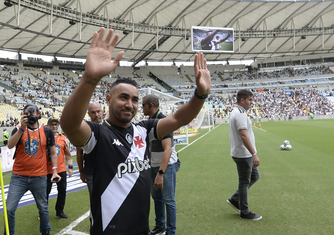 Premier match au Brésil pour Dimitri Payet