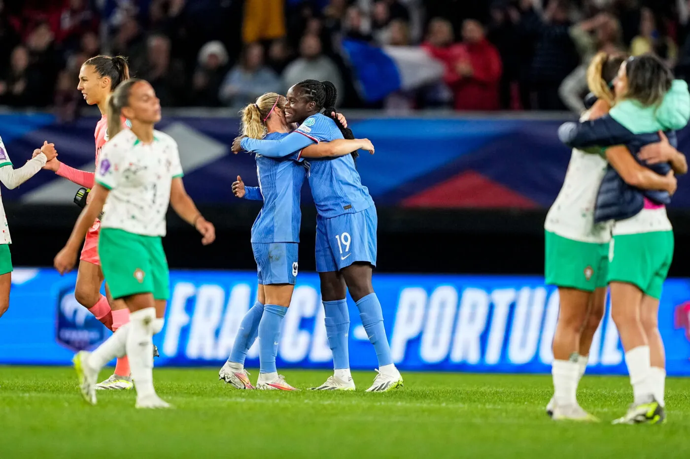 Griedge Mbock séduite par le nouveau staff des Bleues