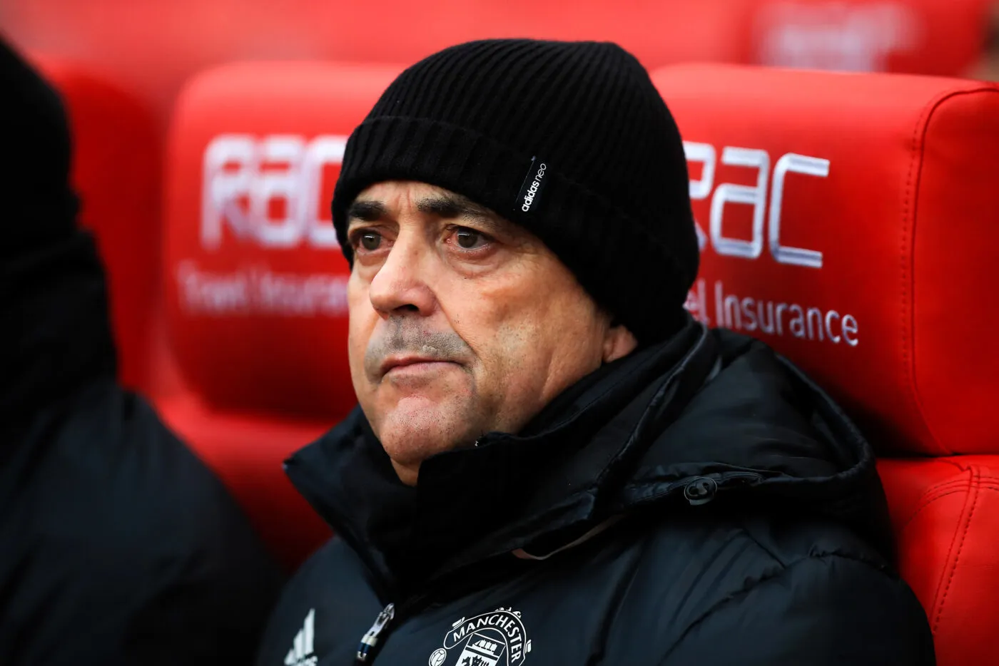 En pleine conf de presse, Ricardo Formosinho répond au téléphone à Mourinho