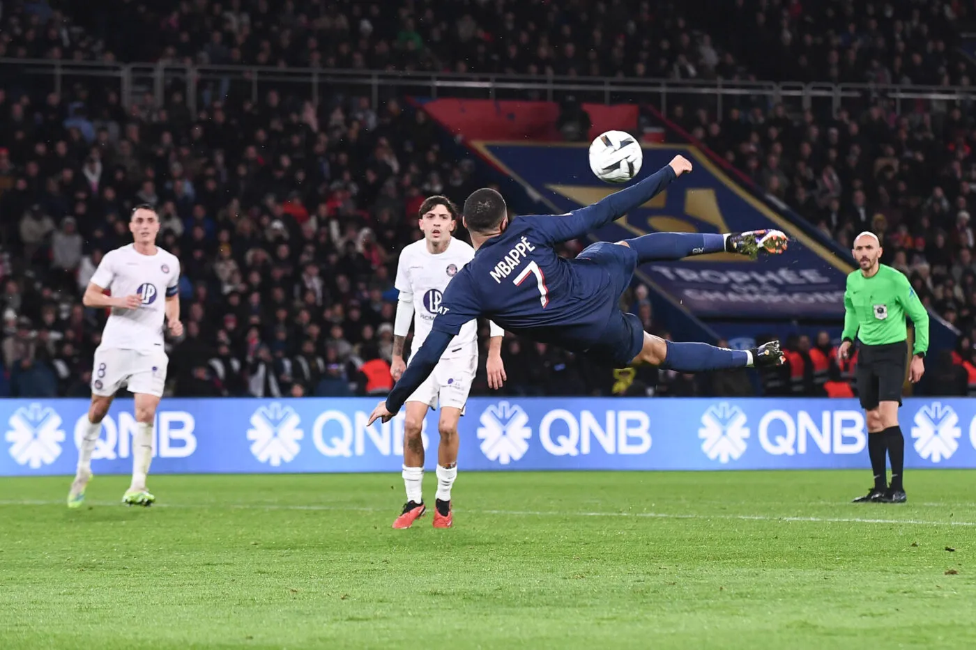 Mbappé, du neuf avec du mieux