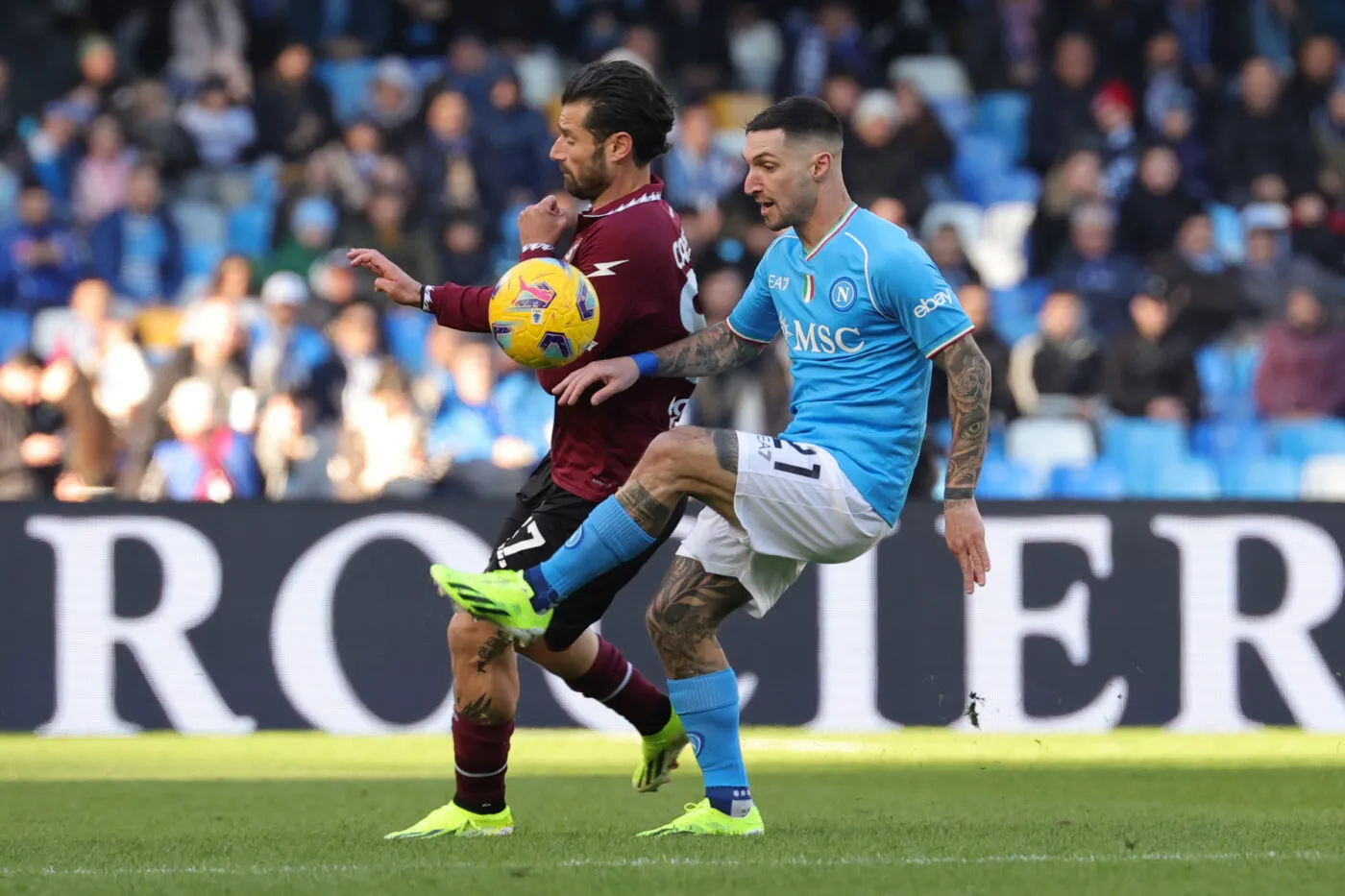 Naples douche la Salernitana dans le derby de Campanie