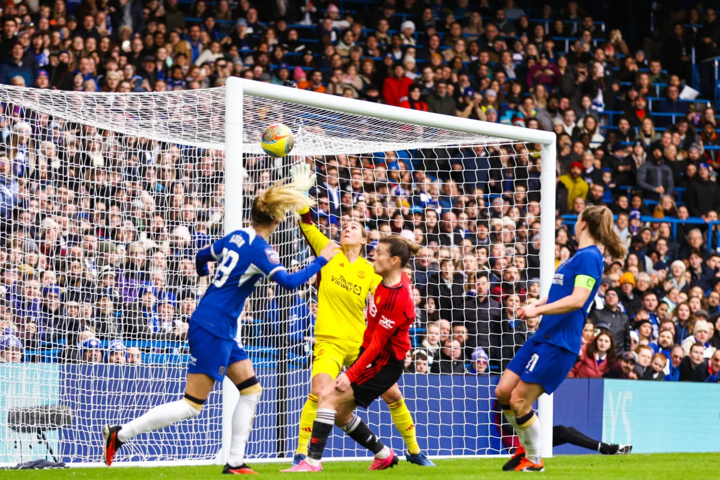 La Premier League finance le développement du football féminin