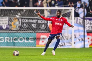 Samuel Umtiti opéré du genou et absent pour une durée indéterminée