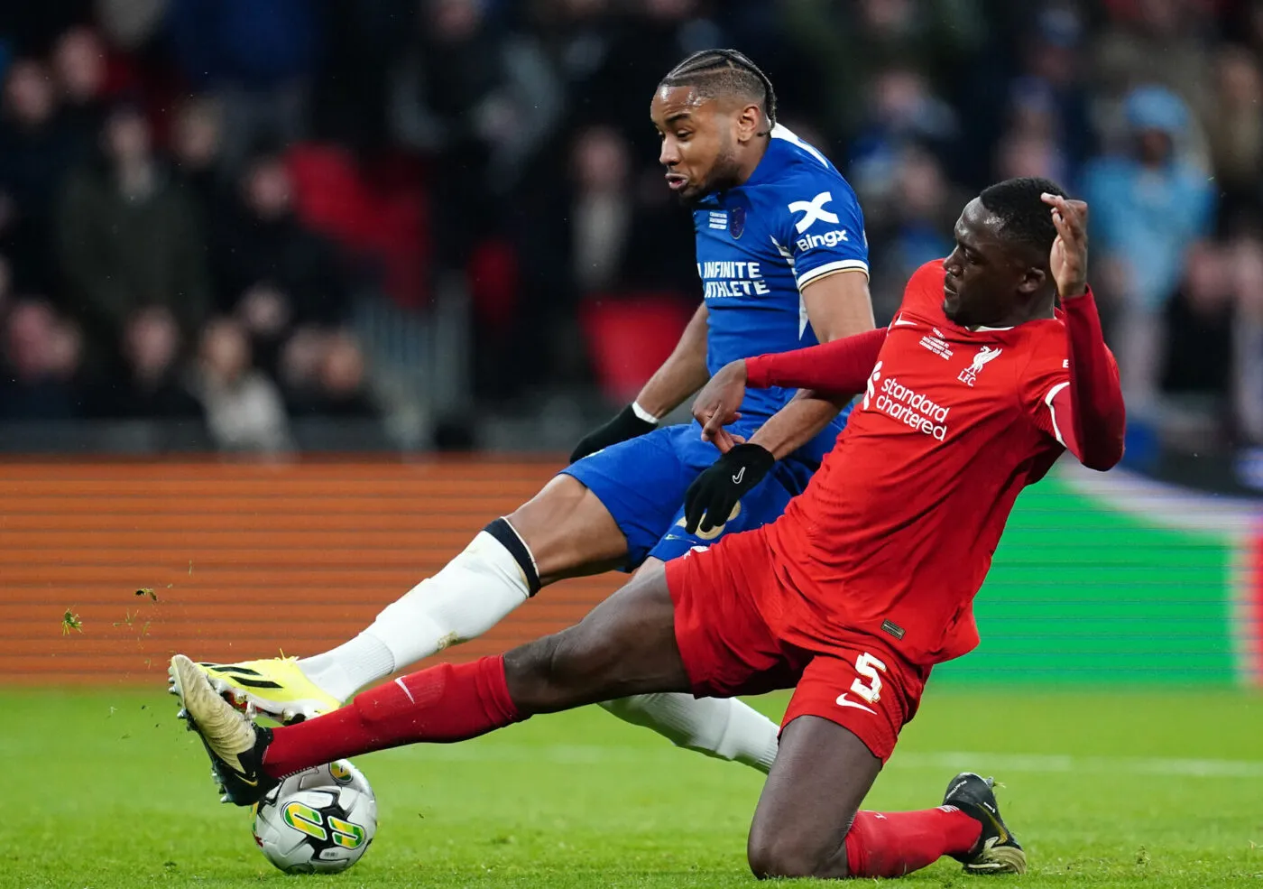 Liverpool et ses minots terrassent Chelsea en finale de la League Cup