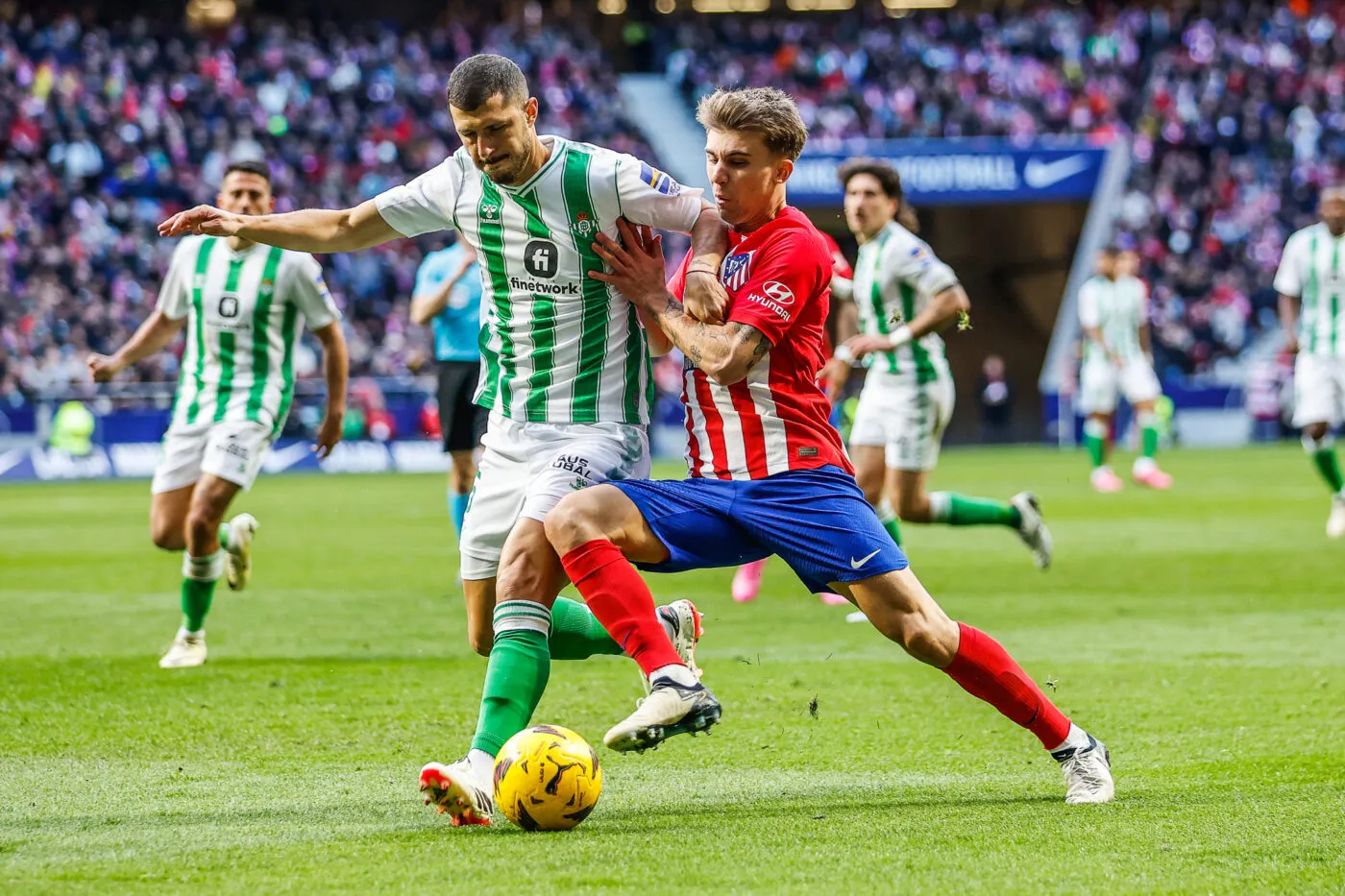 Sans briller, l&rsquo;Atlético bat le Betis