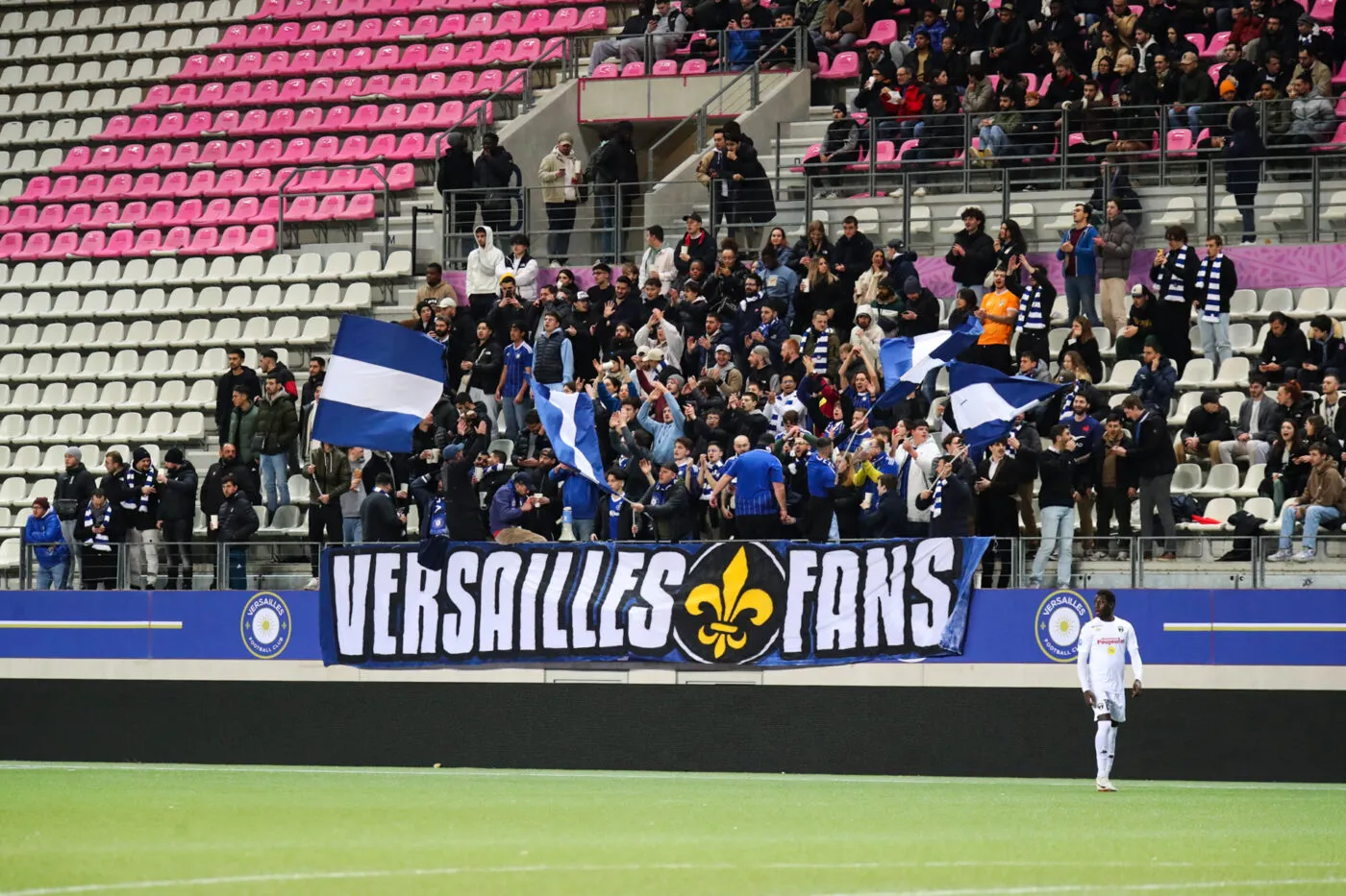 Un tifo Vincent Cassel et un ciseau fou pour Versailles face à Niort