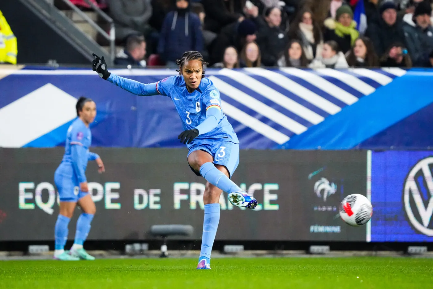 La liste des Bleues pour le rassemblement d’avril avec un retour