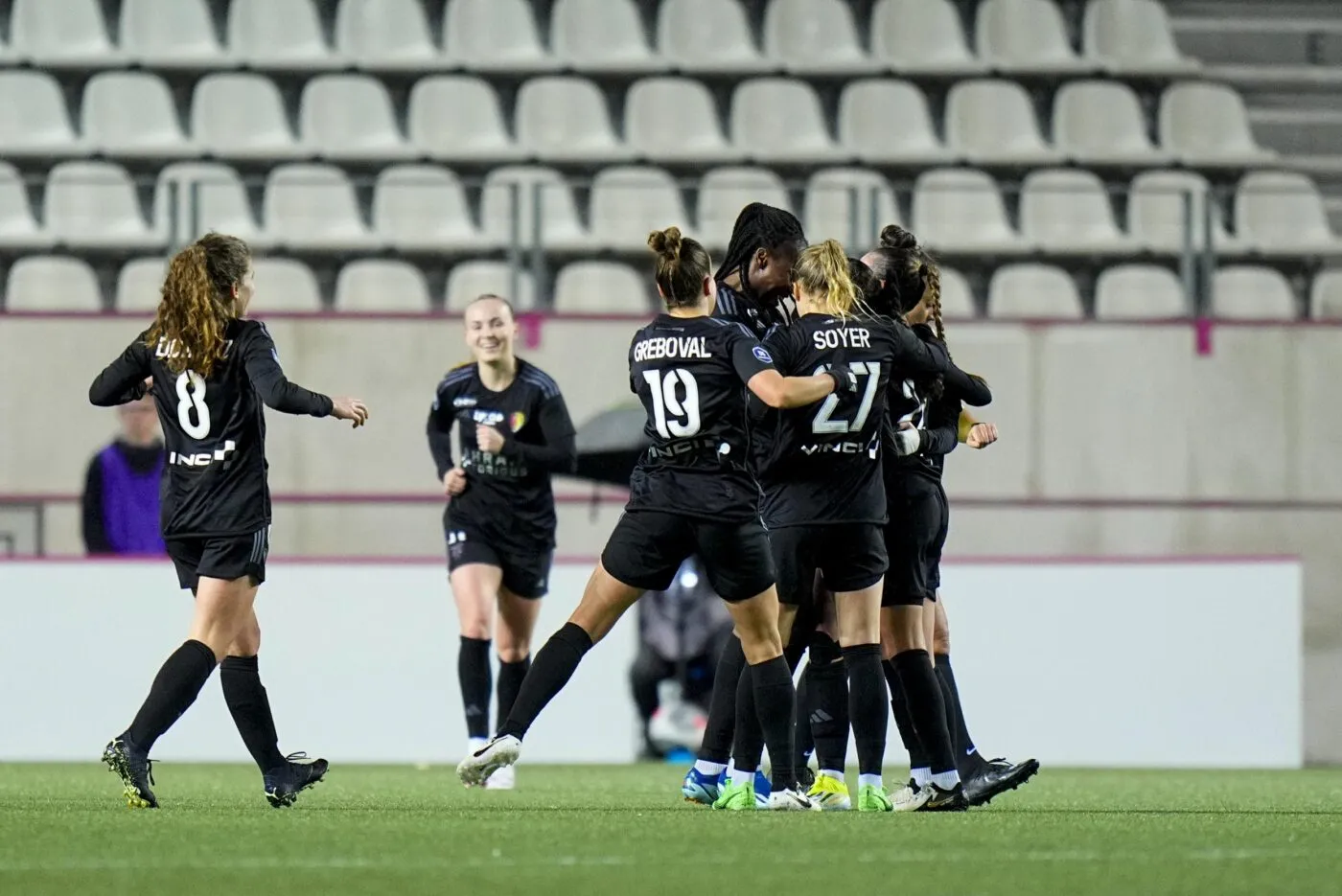 D1 Arkema : le Paris FC mâte Montpellier et file en play-off