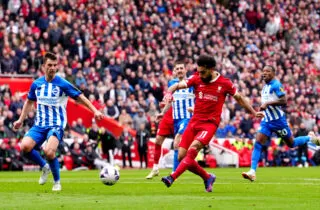 Liverpool retourne Brighton et met la pression sur Manchester City et Arsenal