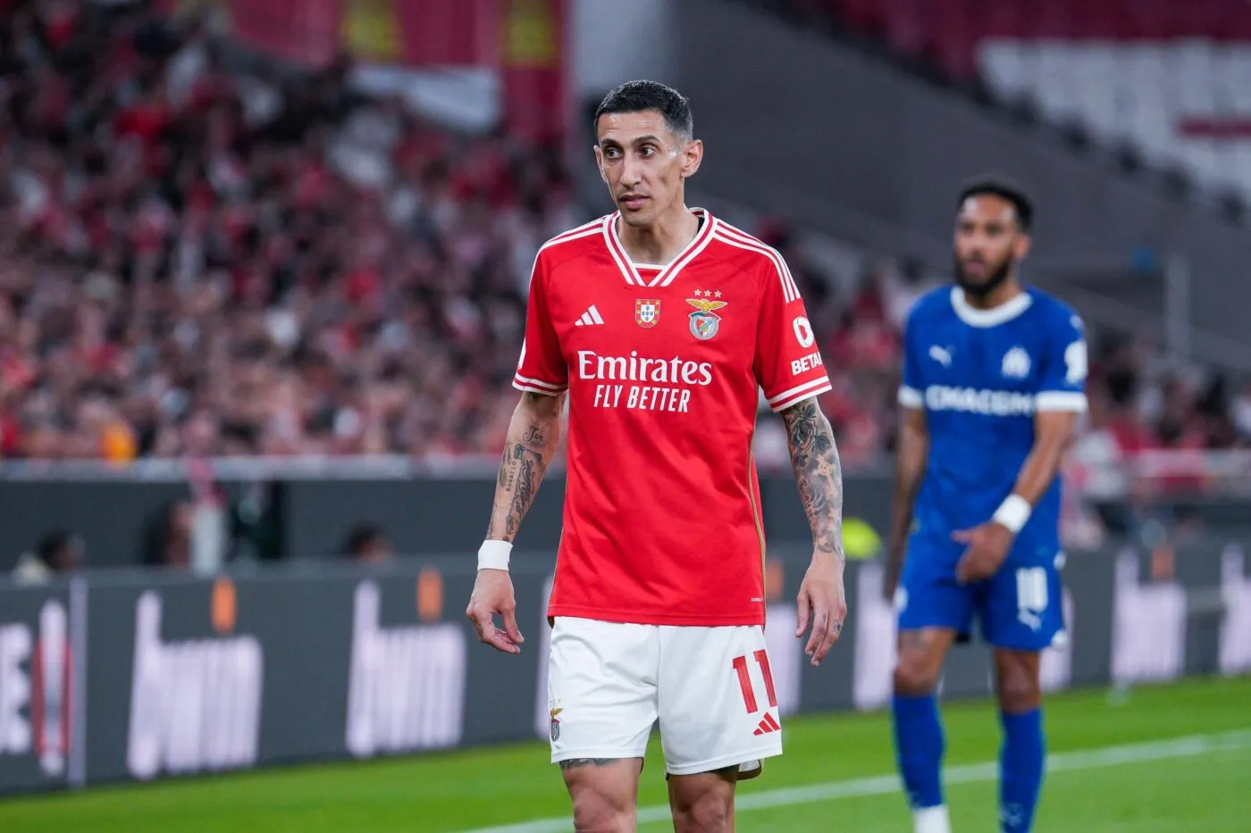 Ángel Di María et Roger Schmidt agacés par les sifflets des supporters de Benfica