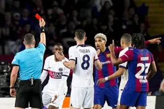 La presse catalane enrage contre l’arbitrage après Barça-PSG