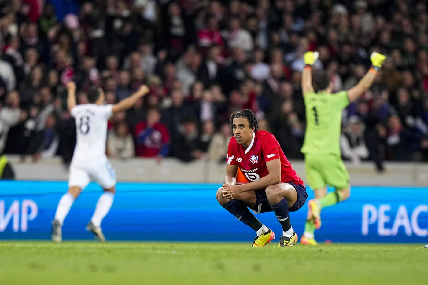 Et Emiliano Martínez a dévoré le LOSC