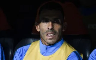 Carlos Tévez hospitalisé pour des douleurs à la poitrine