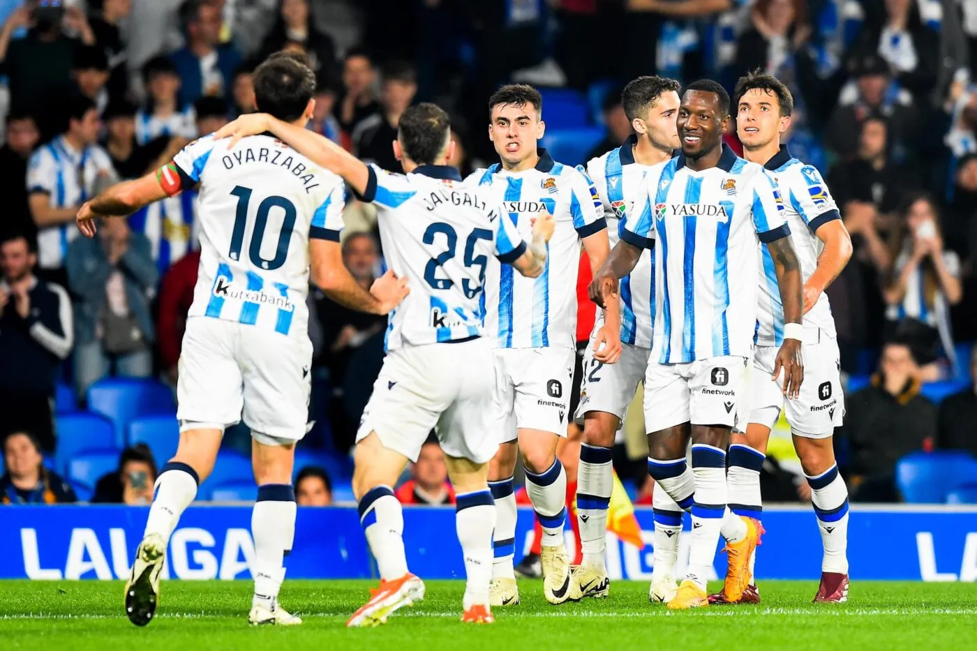 La Real Sociedad fait un pas vers l’Europe en battant Valence