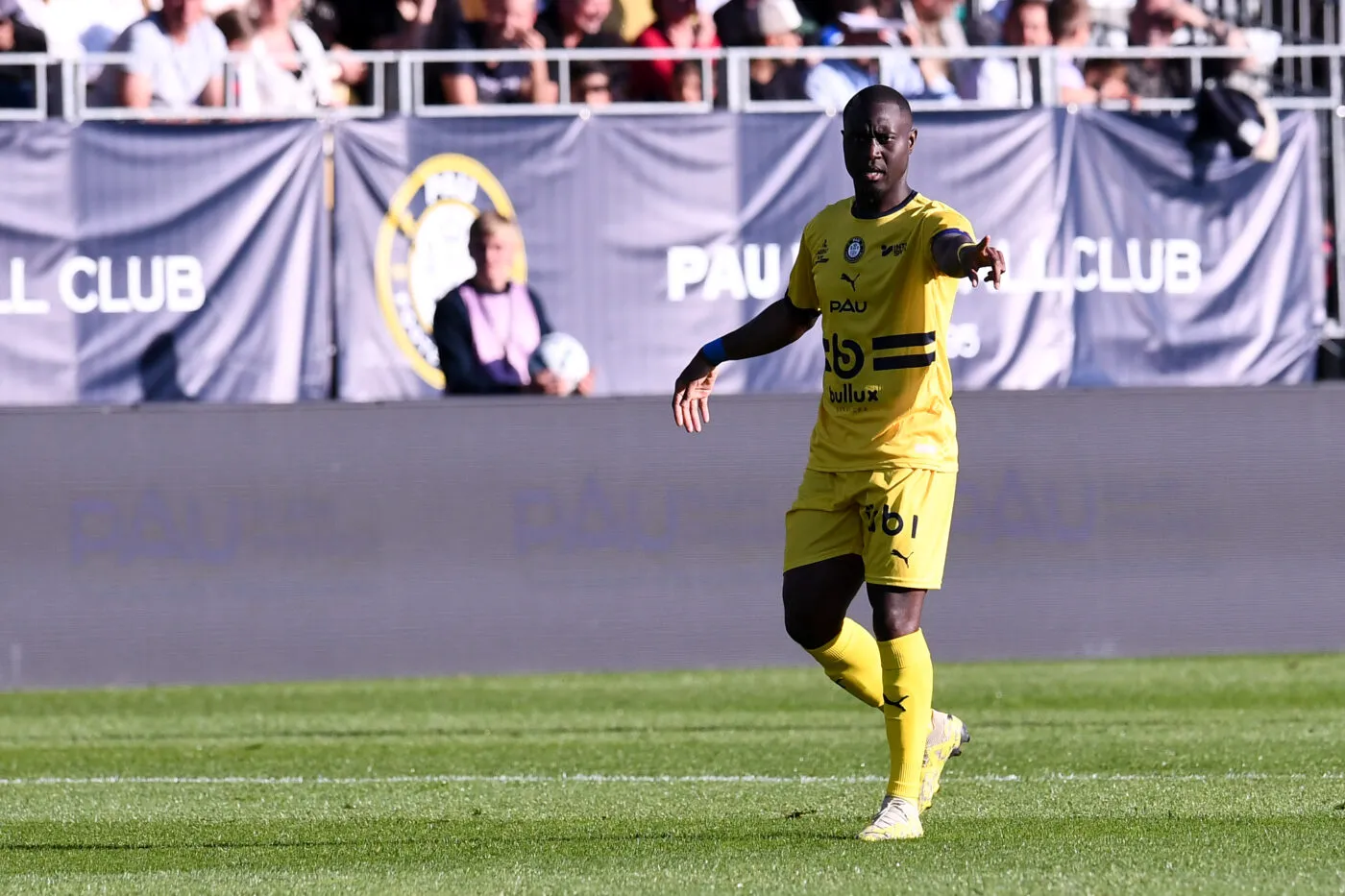 Henri Saivet quitte Pau, mais reste en Ligue 2