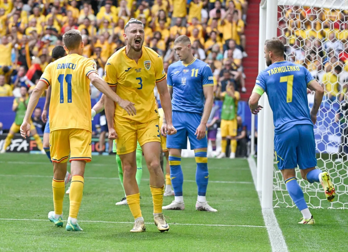 L’Ukraine sombre d’entrée face à une Roumanie euphorique