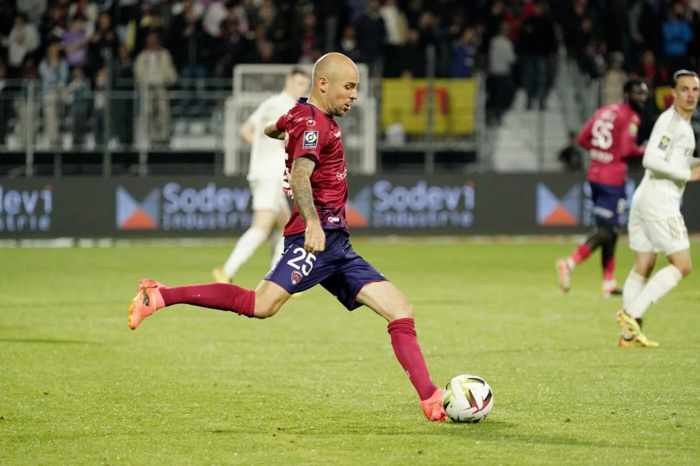 Le capitaine du Clermont Foot prolonge de deux saisons