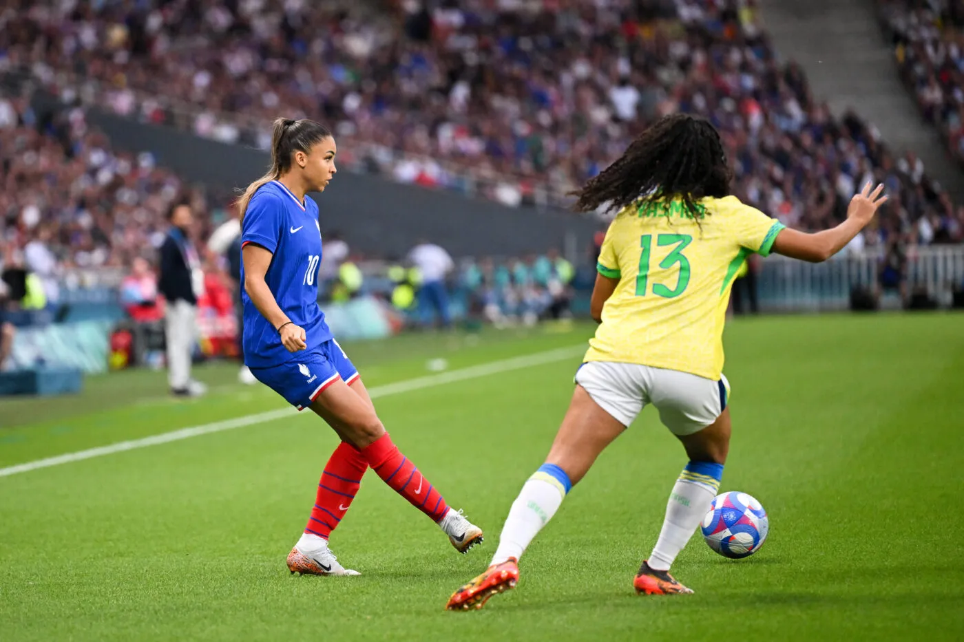 Revivez la défaite des Bleues face au Brésil  (0-1)