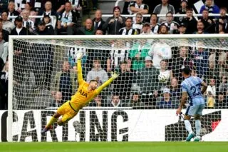 Chelsea accroché par Palace, Newcastle domine Tottenham