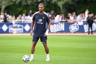 Blessé, Loïc Badé va quitter le rassemblement des Bleus