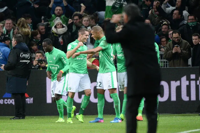 Les Verts ont bouffé du Lyon