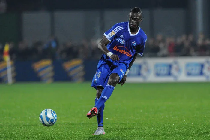 Auxerre colle un 9-0 au Paris FC