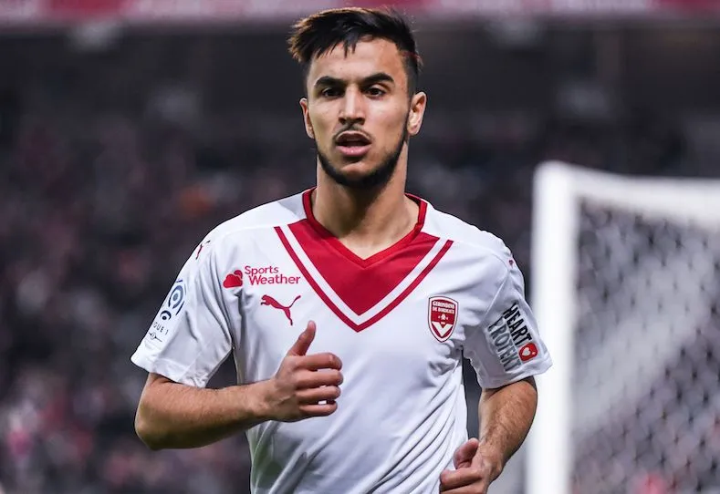 Adam Ounas est arrivé à Naples