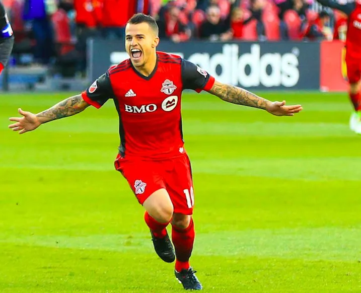 Le fils de Giovinco ambiance les fans de Toronto