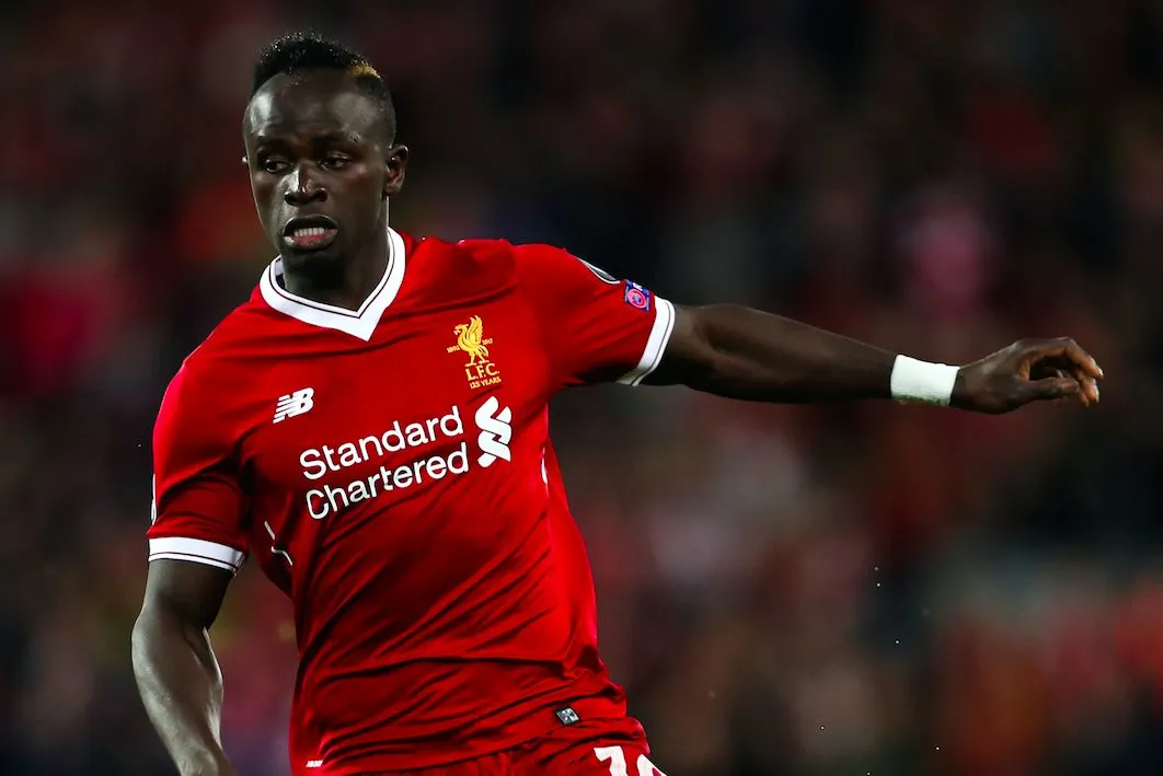 Mané se blesse et rentre à Liverpool