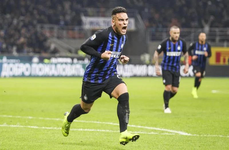 Lautaro Martínez fusille le Napoli