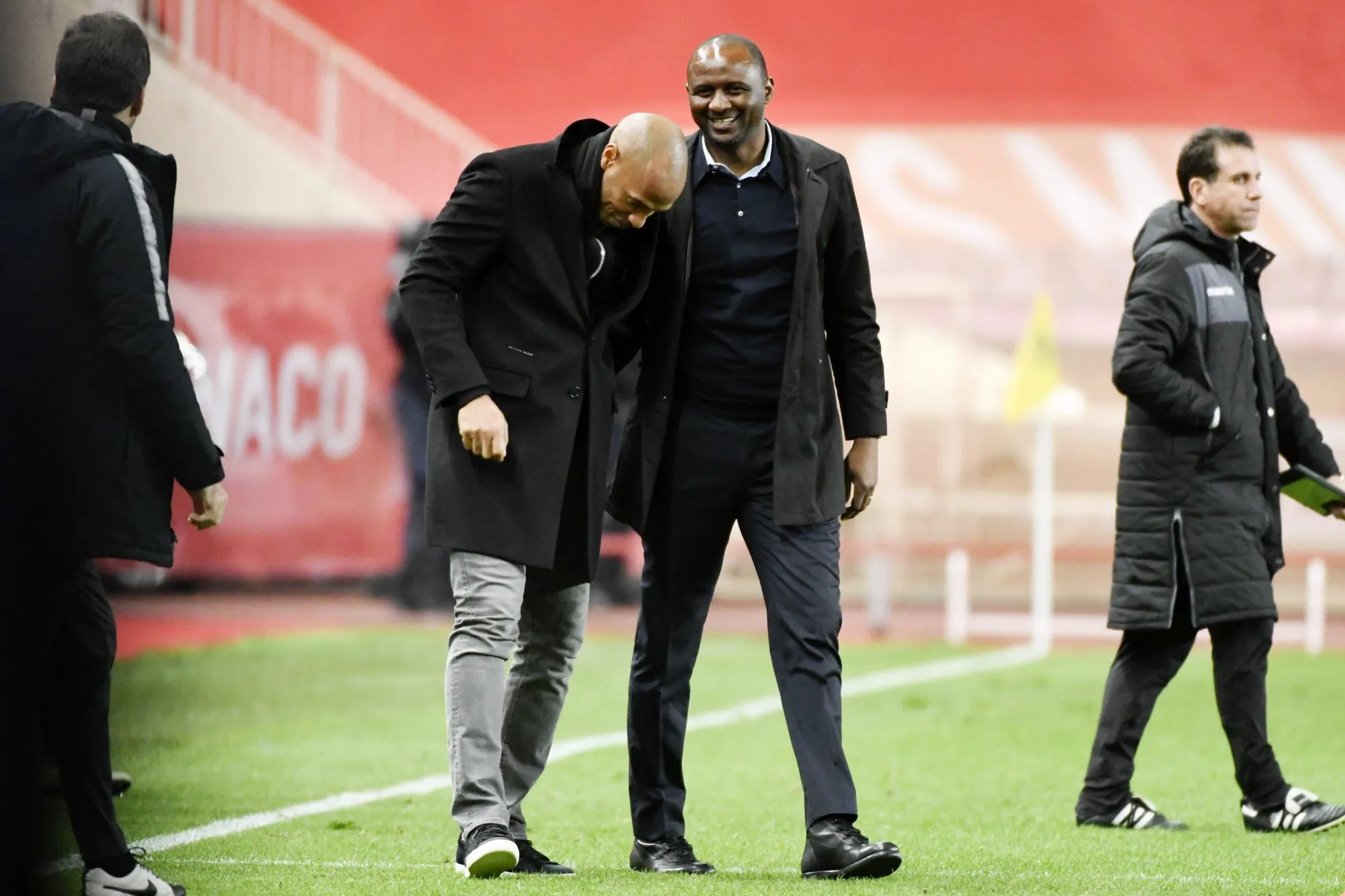 Vieira attristé par le licenciement de Thierry Henry