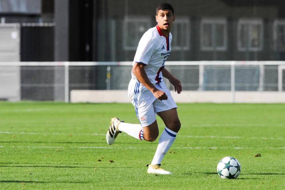 L&rsquo;exceptionnel lob d&rsquo;un jeune Lyonnais en Youth League