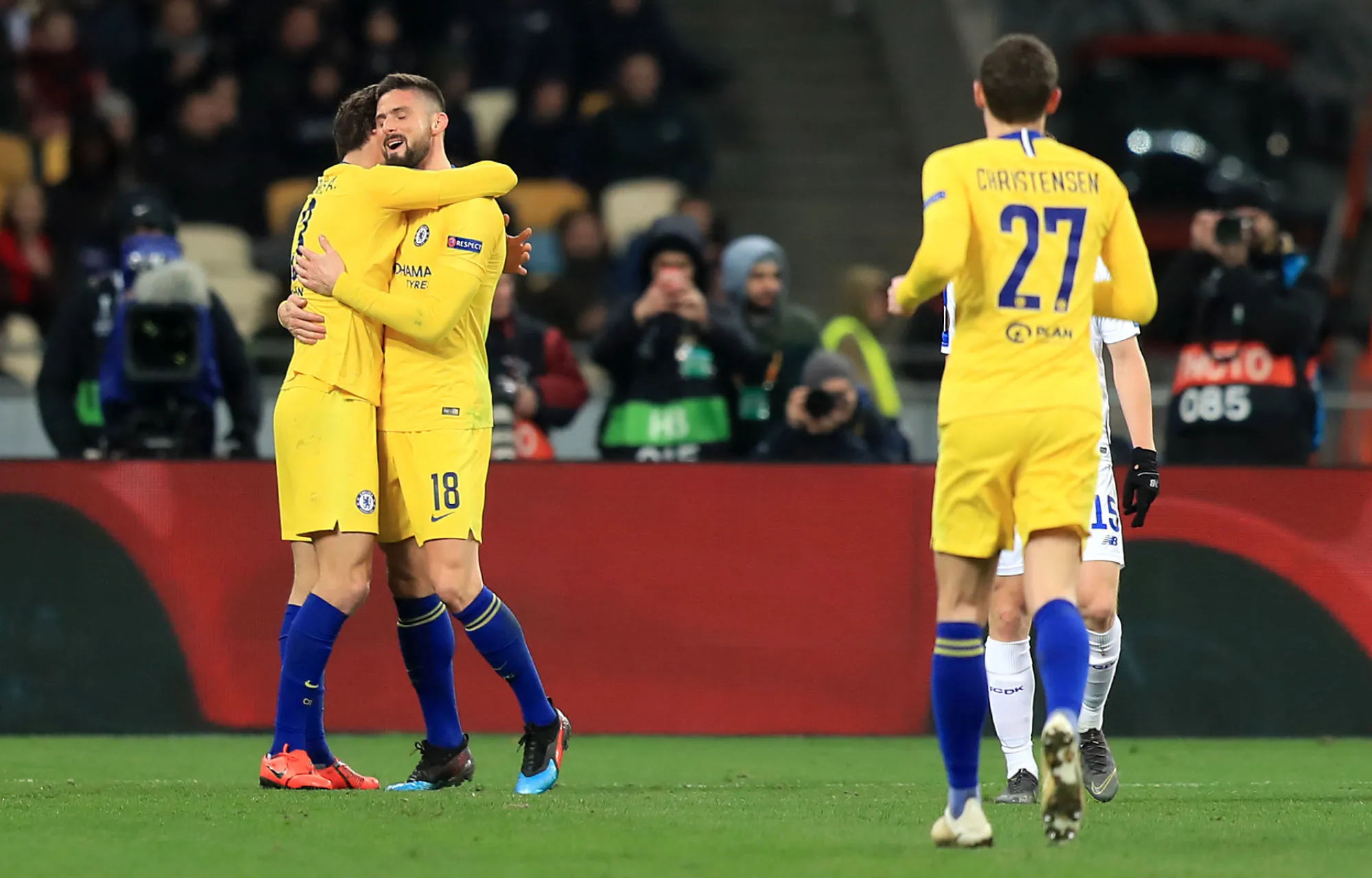 Chelsea et Giroud régalent, Naples et Valence ont eu chaud