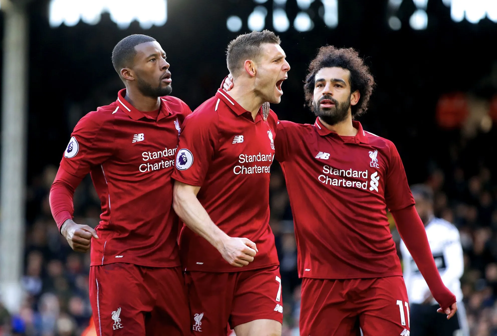 Vainqueur à Fulham, Liverpool met la pression sur City