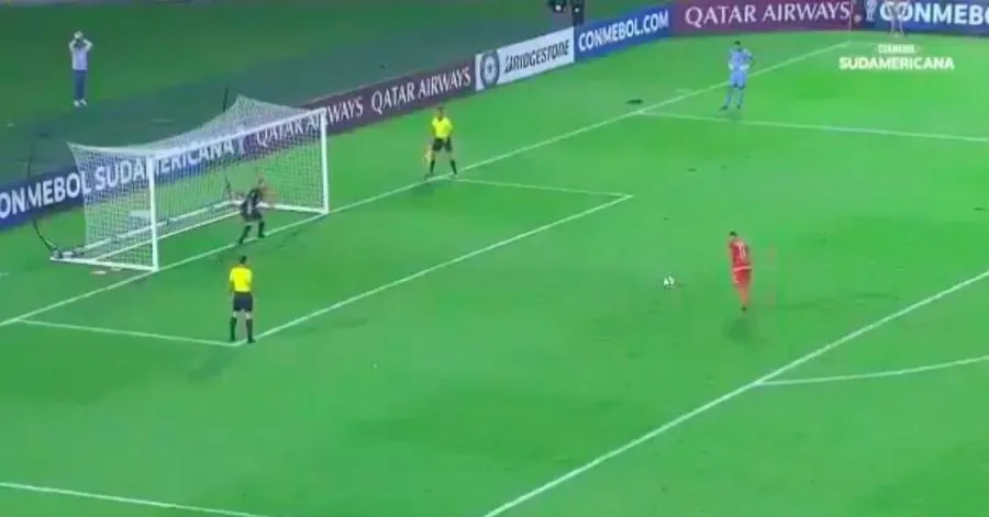 Au Paraguay, un joueur viré pour avoir... manqué une panenka