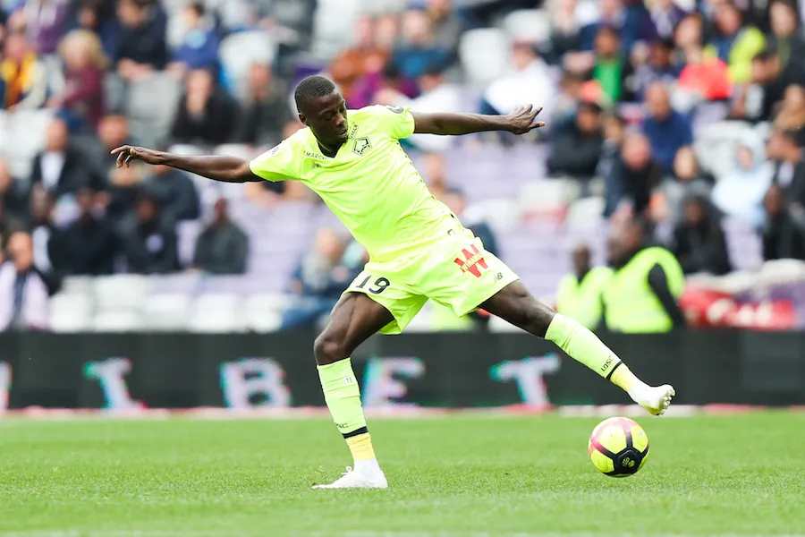 Arsenal chasse le Pépé