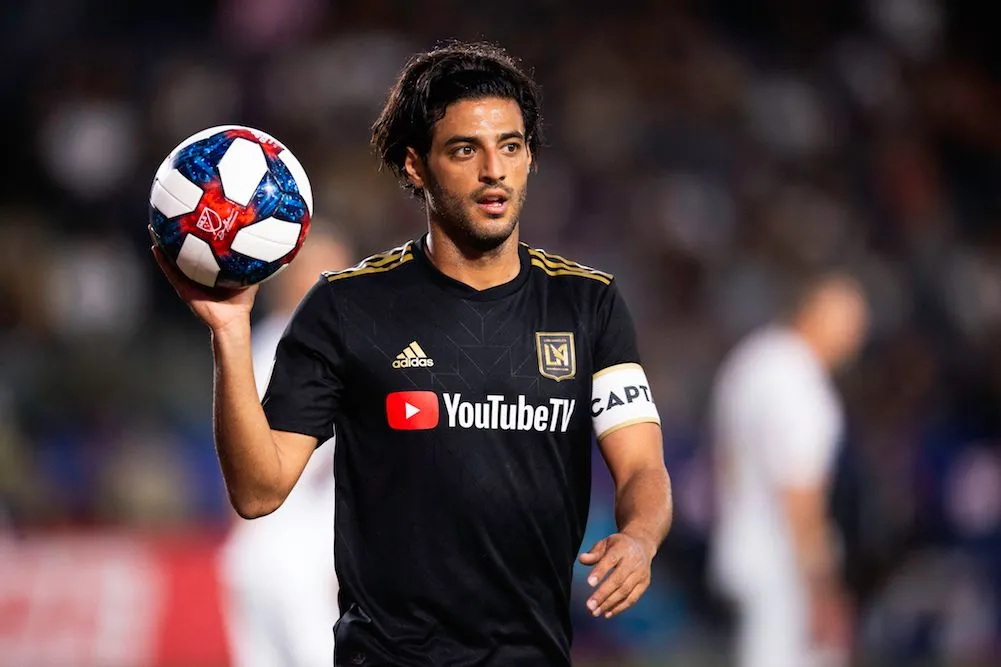 Quand Carlos Vela rencontre Zlatan Ibrahimović