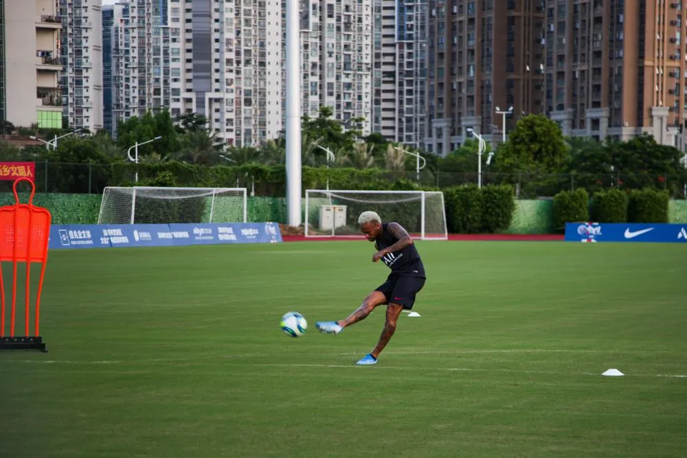 L&rsquo;hymne chinois perturbé lors du match Hong Kong-Iran